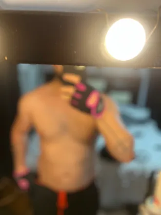OnlyFans cuenta laguertayragnar header 2