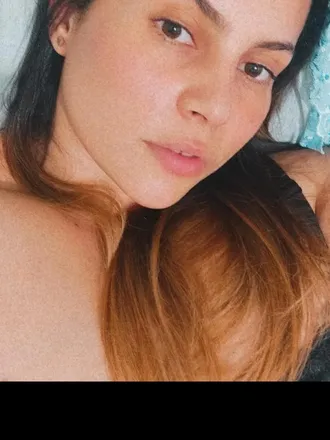 OnlyFans cuenta lauraotone header 2