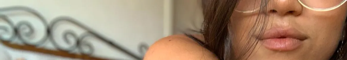 OnlyFans cuenta mercyskyxo header 2