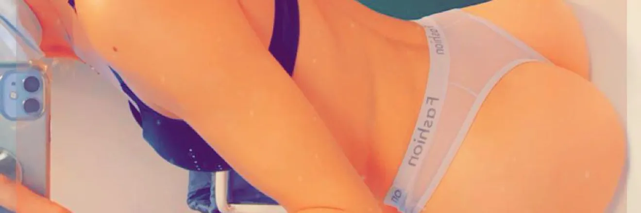 OnlyFans cuenta carla-v header 2