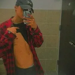 OnlyFans cuenta adrian37660 avatar 1