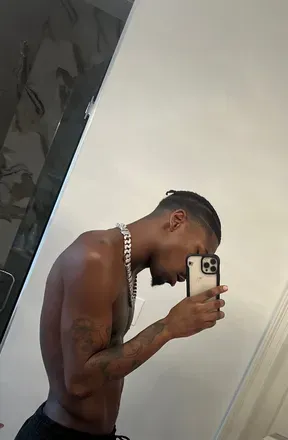 OnlyFans cuenta trynaseedatmeat avatar 1
