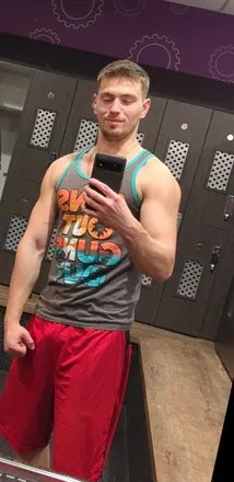 OnlyFans cuenta plochi_fit avatar 1