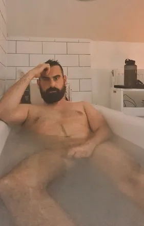 OnlyFans account  london_voyeur header 2