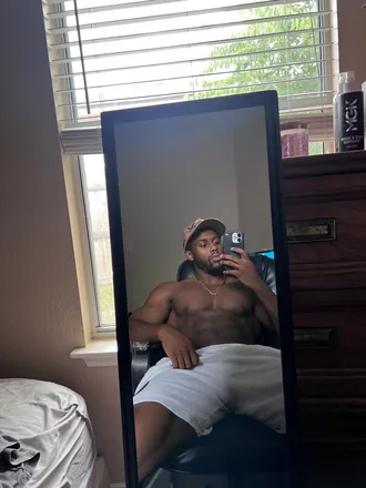 OnlyFans cuenta aviond header 2