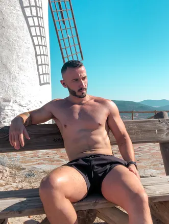OnlyFans account  santodelrey header 2