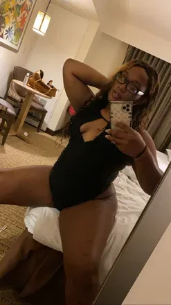 OnlyFans cuenta nellicaj header 2