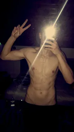 OnlyFans cuenta nakedmaxi avatar 1
