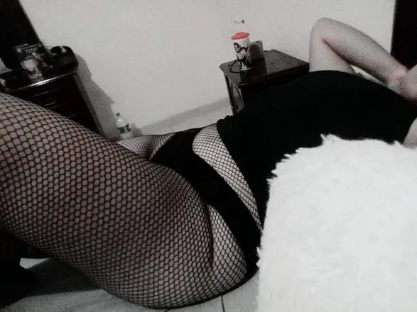 OnlyFans cuenta midnalamb header 2