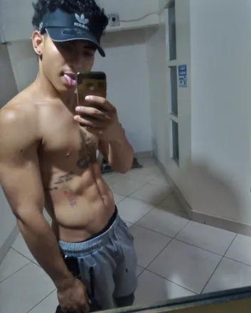 OnlyFans cuenta kendrybans header 2