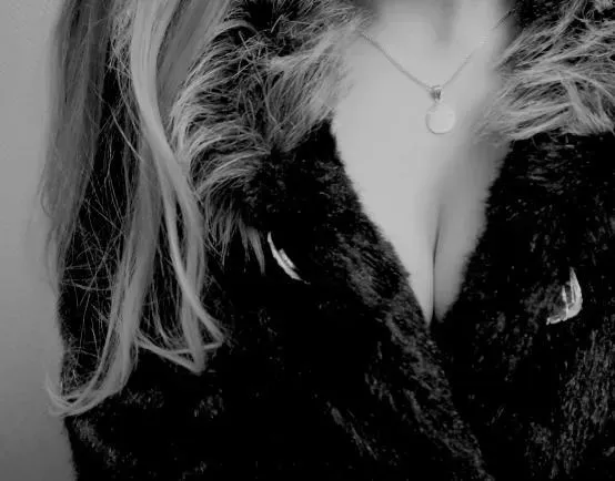 OnlyFans account  aa.leahh avatar 1