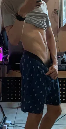 OnlyFans cuenta yves_egg header 2