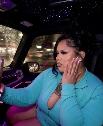 OnlyFans account  itssjustnicole avatar 1