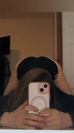 OnlyFans cuenta athenabella01 header 2