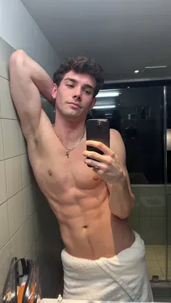 OnlyFans account  charming_will avatar 1