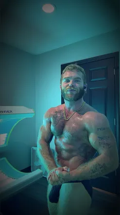 OnlyFans cuenta verlyndoil header 2