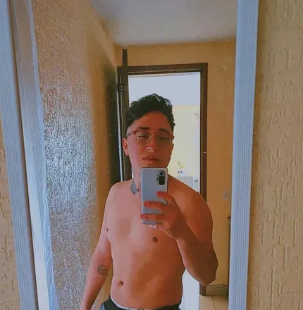 OnlyFans cuenta cesarra66134834 avatar 1