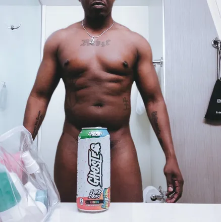OnlyFans cuenta badbwoyrebel header 2