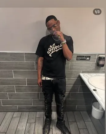 OnlyFans account  officialhunchox22 avatar 1
