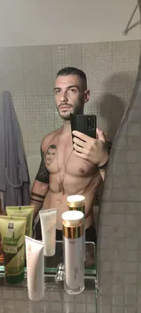 OnlyFans cuenta justskinandsin avatar 1