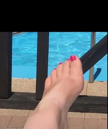 OnlyFans cuenta u220765404 header 2