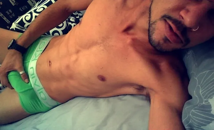 OnlyFans cuenta millionnybrow header 2