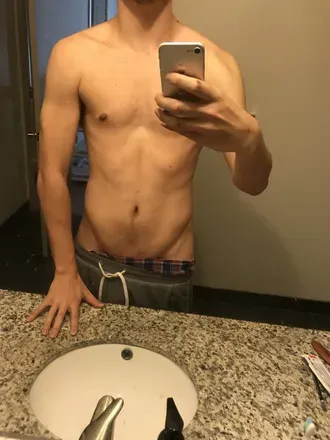 OnlyFans cuenta youngblue69 avatar 1