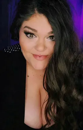 OnlyFans cuenta goodvibesthickthighs avatar 1