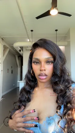 OnlyFans account  xratedblossomlux avatar 1