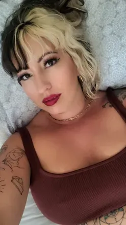 OnlyFans cuenta hilaryksantana avatar 1