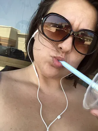 OnlyFans account  peachyv113 avatar 1