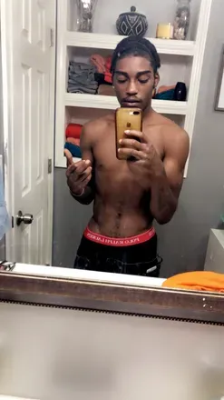 OnlyFans cuenta mokeezerbitchpleaser avatar 1