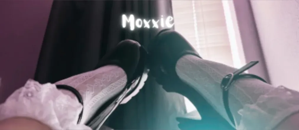 OnlyFans cuenta moxxiensfw header 2