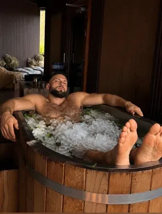 OnlyFans account  papacito_king header 2