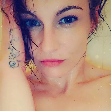OnlyFans cuenta littlemissmalicious header 2