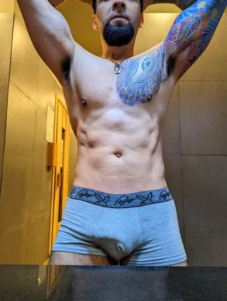 OnlyFans account  perfect_maynard avatar 1