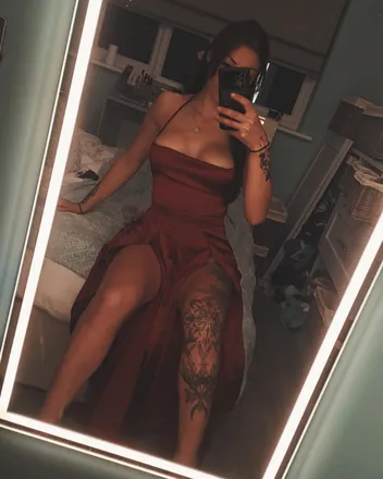 OnlyFans cuenta redgirl98 header 2