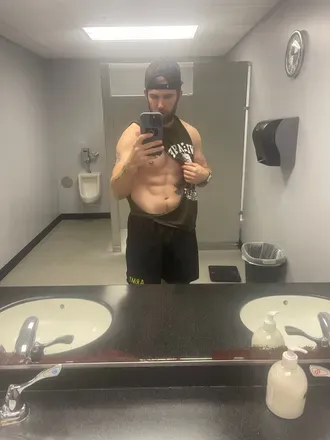 OnlyFans cuenta mmmjohnny avatar 1