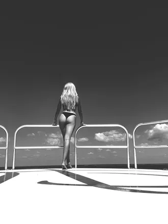 OnlyFans cuenta drewbeau header 2