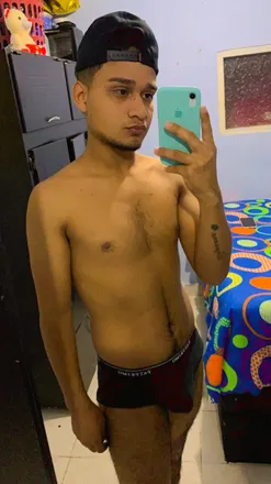 OnlyFans cuenta leytorresm header 2