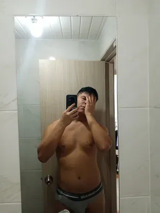 OnlyFans account  titanxxxl avatar 1