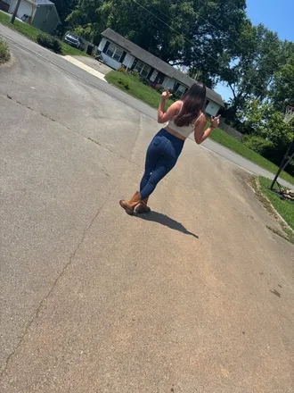 OnlyFans cuenta moody_booty header 2