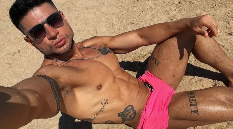 OnlyFans account  liamgalty header 2