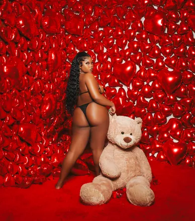 OnlyFans cuenta verydevinekisses header 2