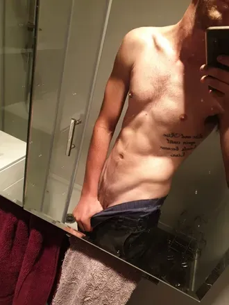 OnlyFans cuenta hung.south.african avatar 1