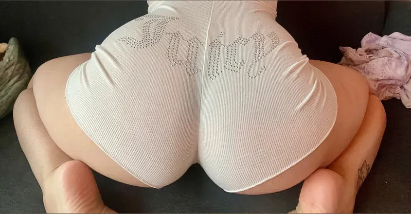 OnlyFans account  rinnarains header 2