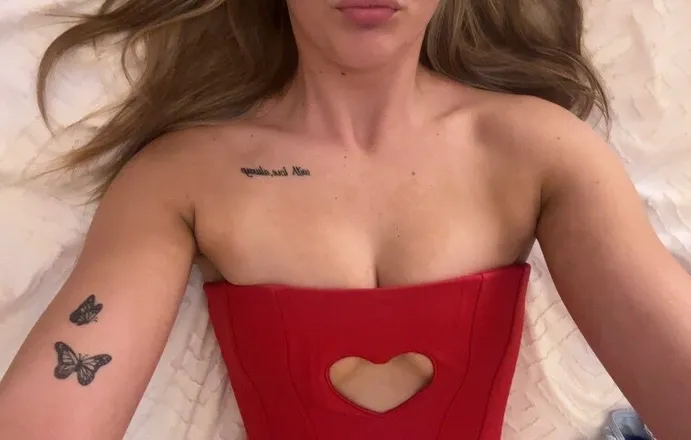 OnlyFans cuenta naughtyebonyrose header 2