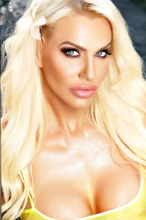 OnlyFans cuenta toricummings previous_avatars_1 3