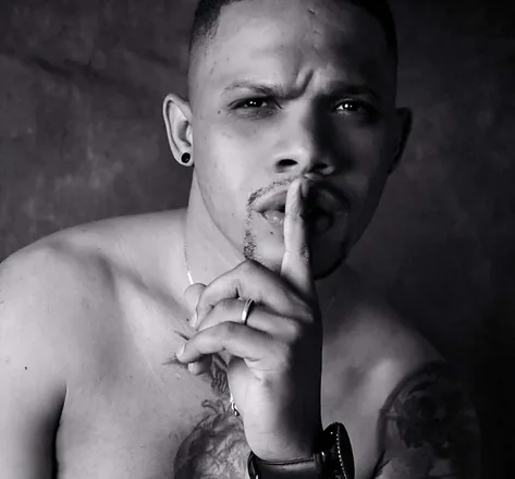 OnlyFans cuenta kiuryvasquez1 header 2