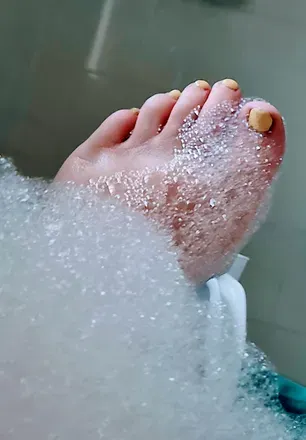 OnlyFans cuenta cheekyfeet696 avatar 1